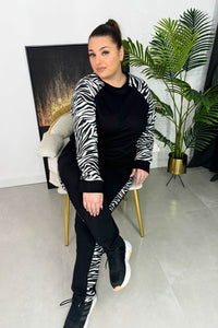 Női plus size melegítő állatmintával 8048