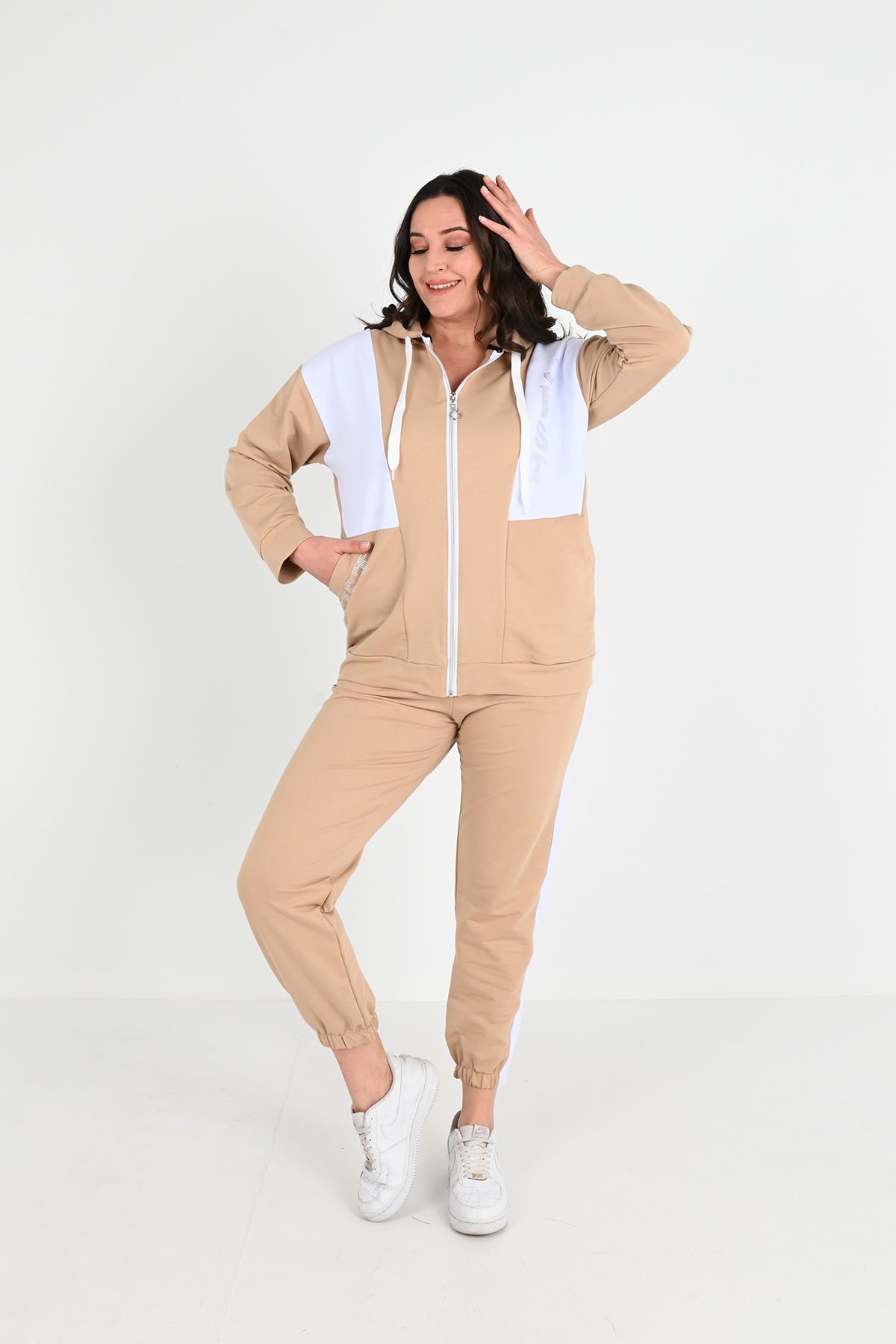 Női melegítőruha, plus size 8053 Just