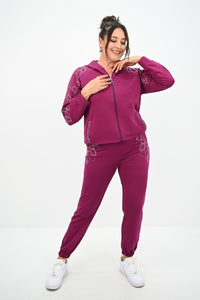 Női plus size melegítő strasszokkal 8129