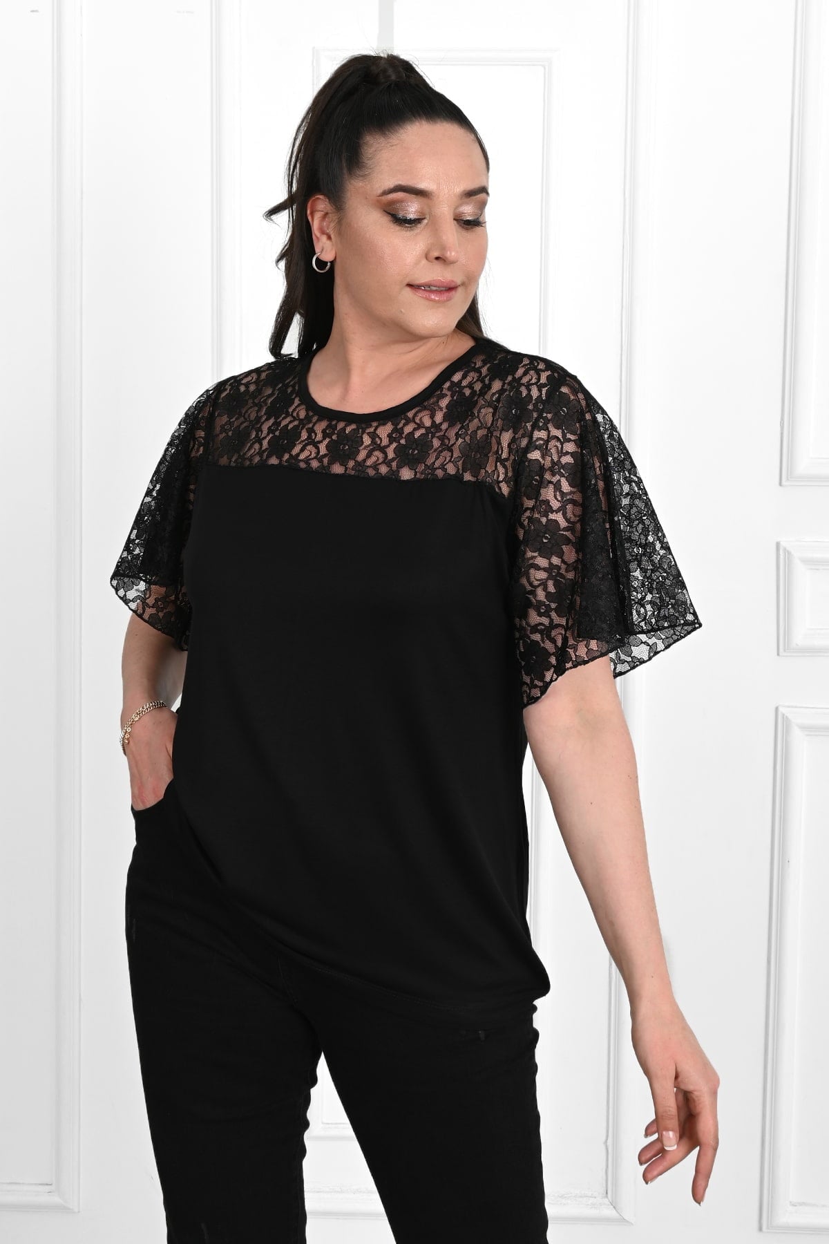 Női plus size csipkés póló 1428-23