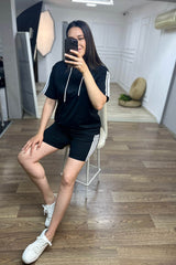 Trening dama marimi mari cu dungi si pantaloni scurti 3768-23