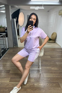 Trening dama marimi mari cu dungi si pantaloni scurti 3768-23