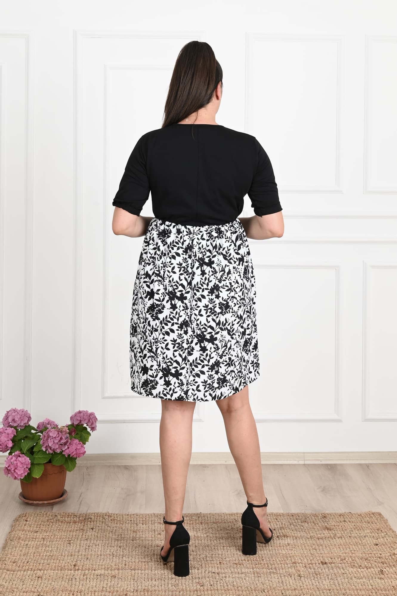 Női plus size ruha gombokkal 5086-22