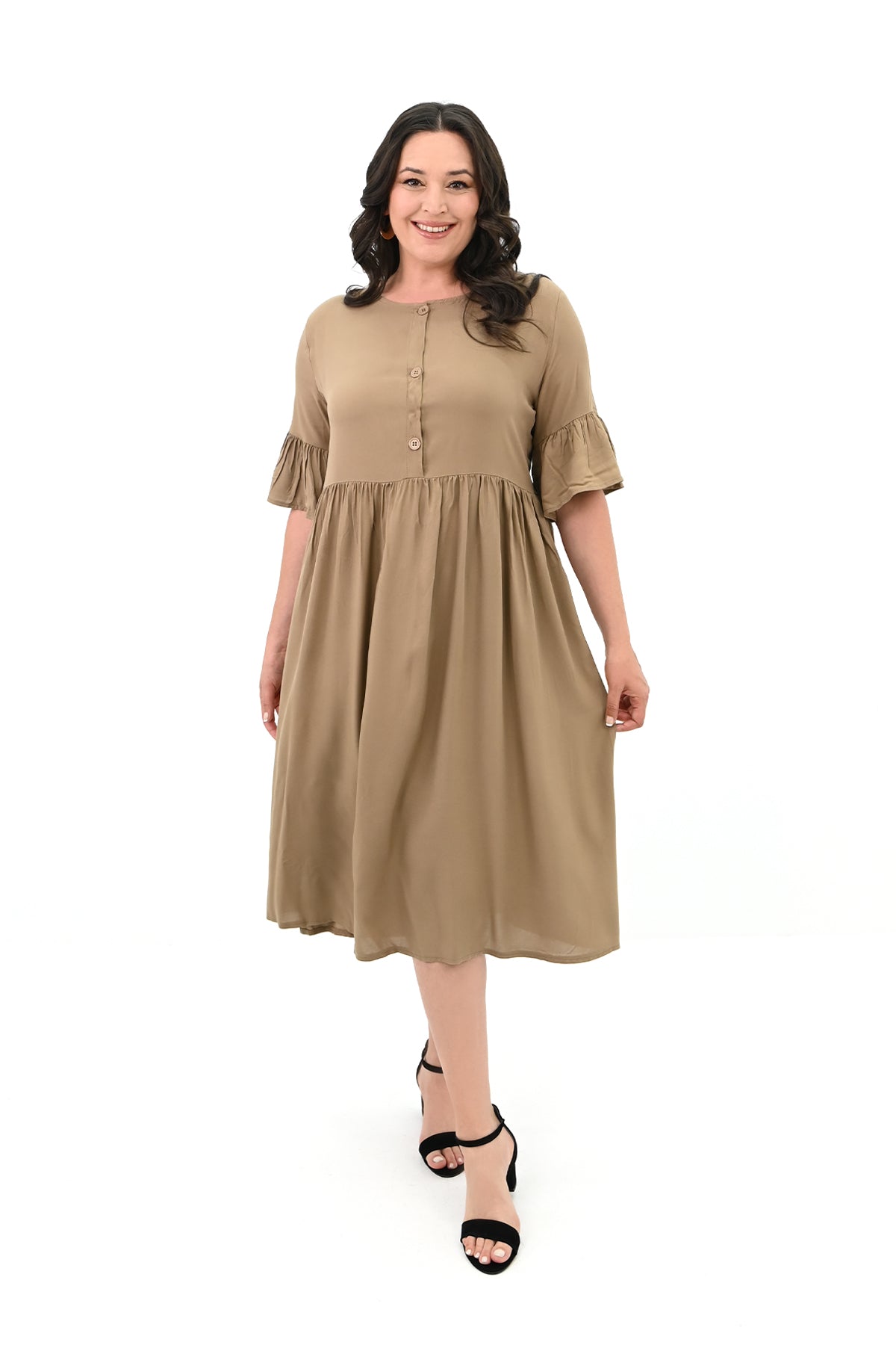 Női plus size ruha gombokkal és foltzsebekkel 5241-24 