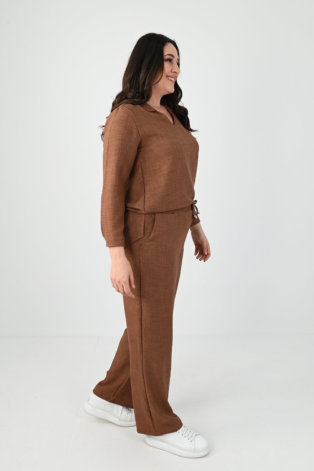 Plus size női kosztüm 8069