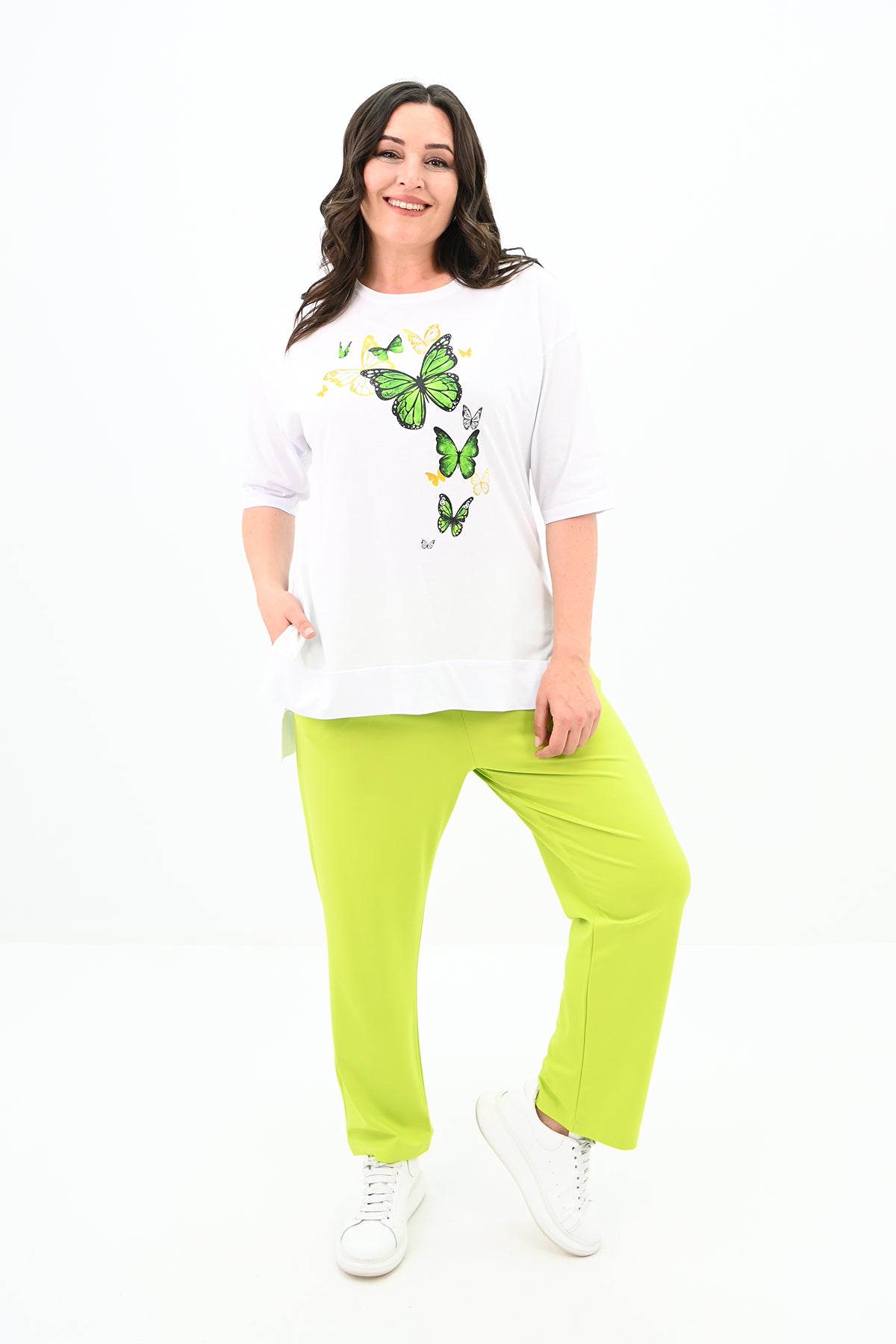 Női melegítőruha plus size 8114 pillangómintával