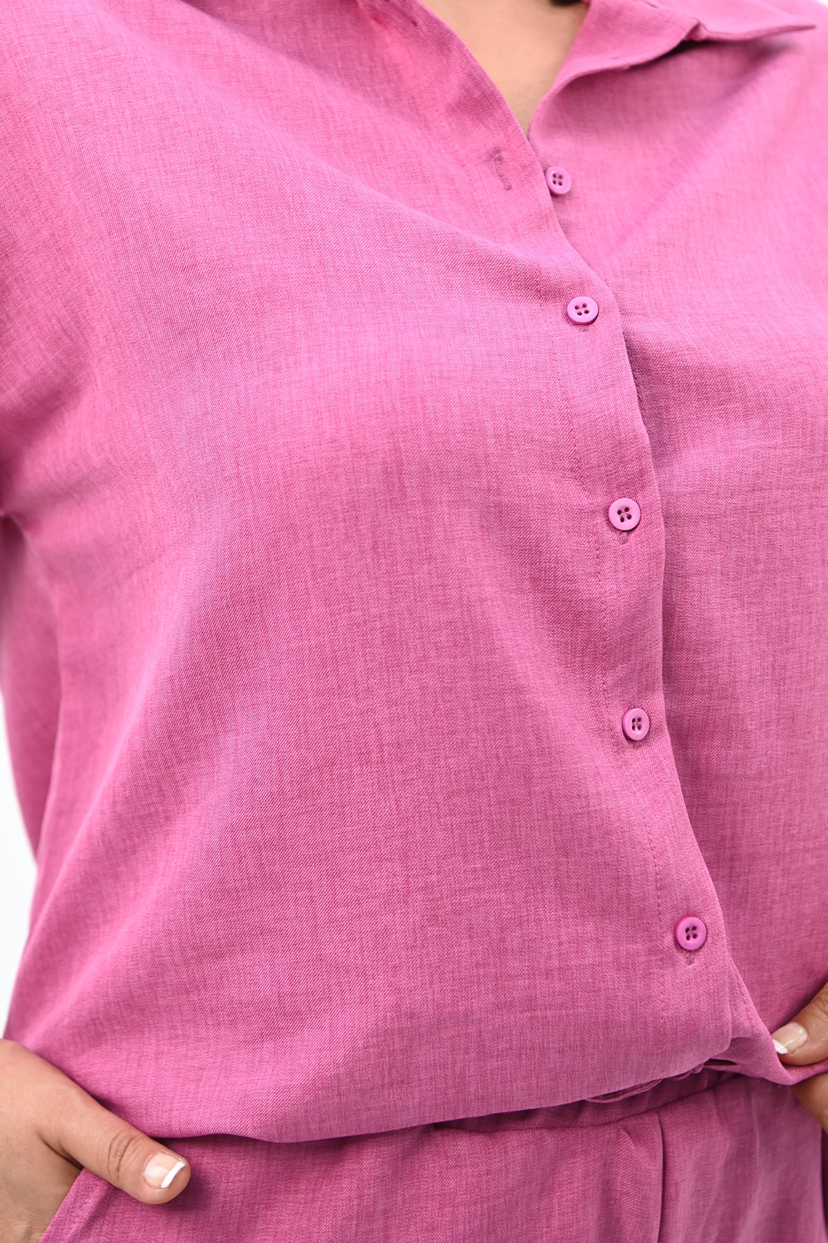 Női plus size rövidnadrág inggel 8121 -24