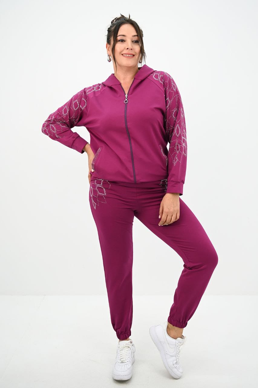 Női plus size melegítő strasszokkal 8129