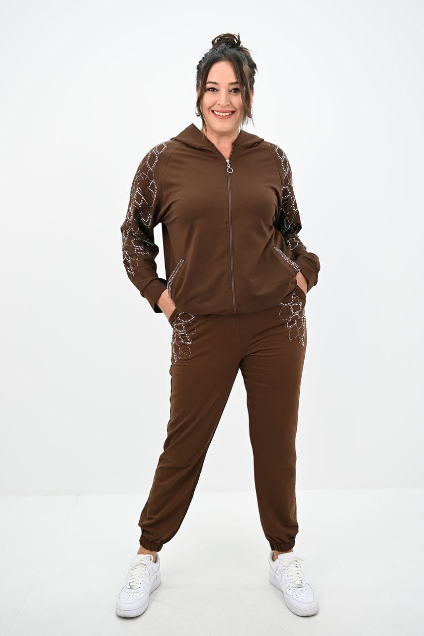 Női plus size melegítő strasszokkal 8129