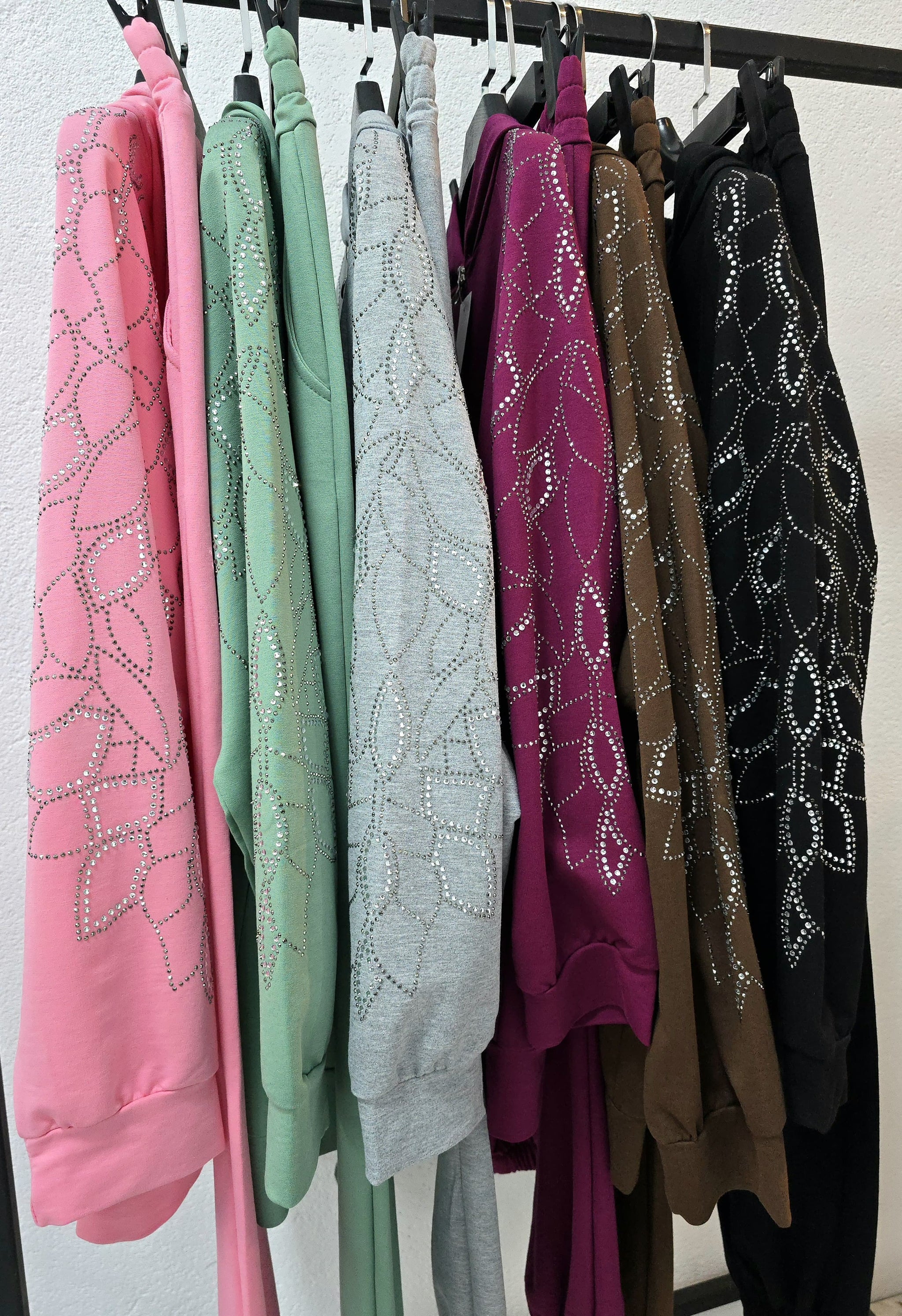 Trening dama marimi mari cu strasuri 8129