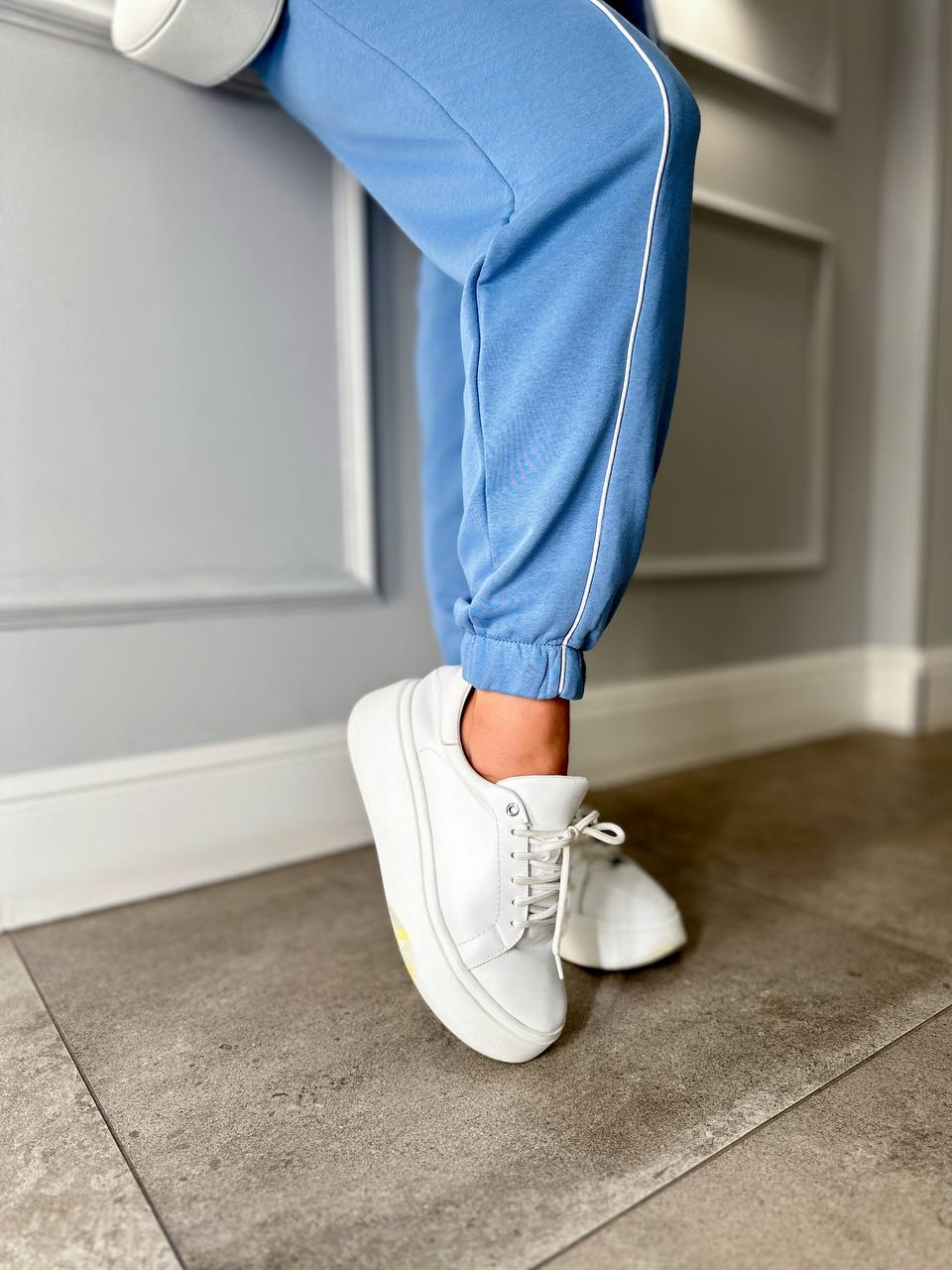 Trening dama marimi mari cu fermoare laterale 8130