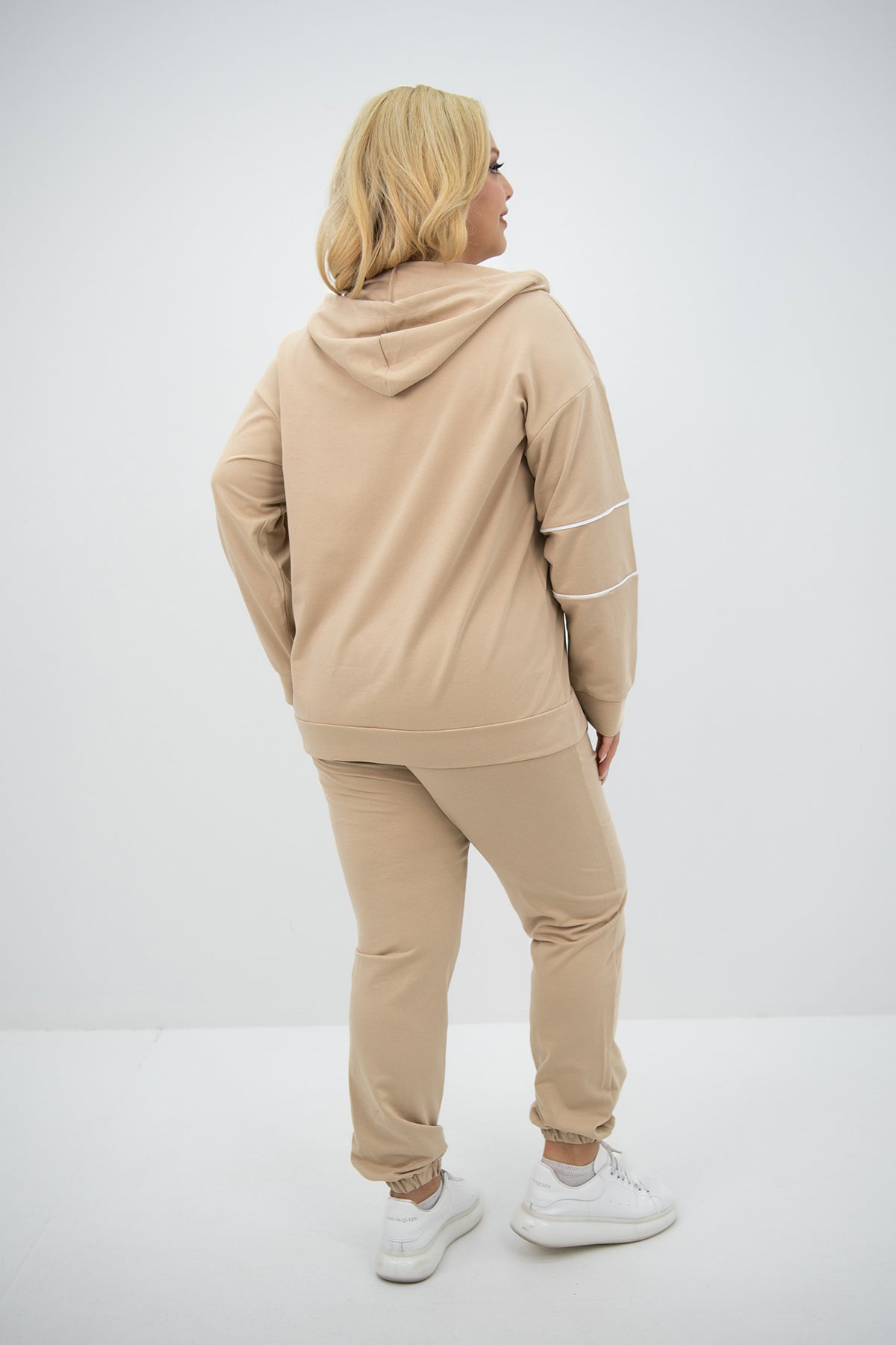Női plus size melegítő oldalsó cipzárral 8130