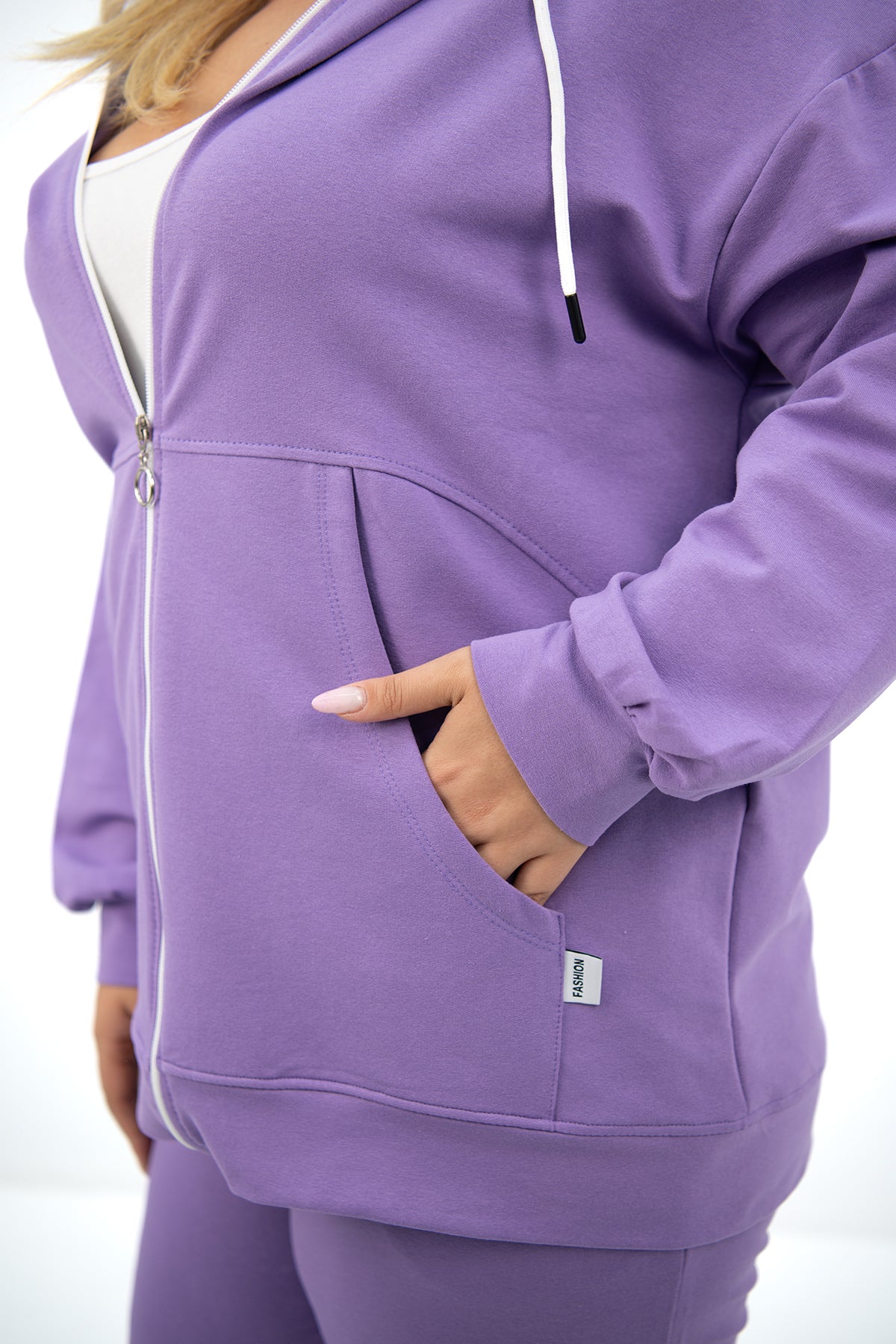 Női plus size melegítő cipzárral és kapucnival 8139