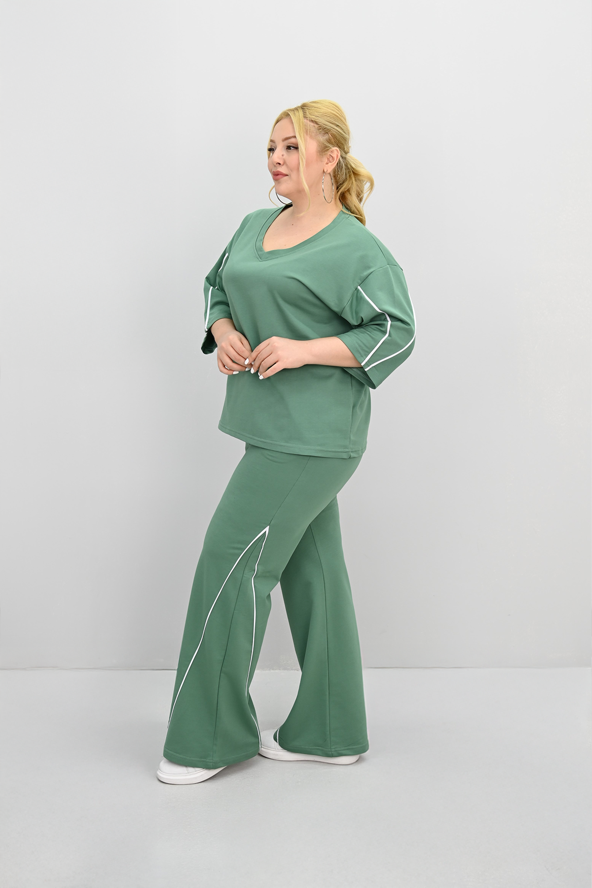 Női melegítőruha plus size 8181
