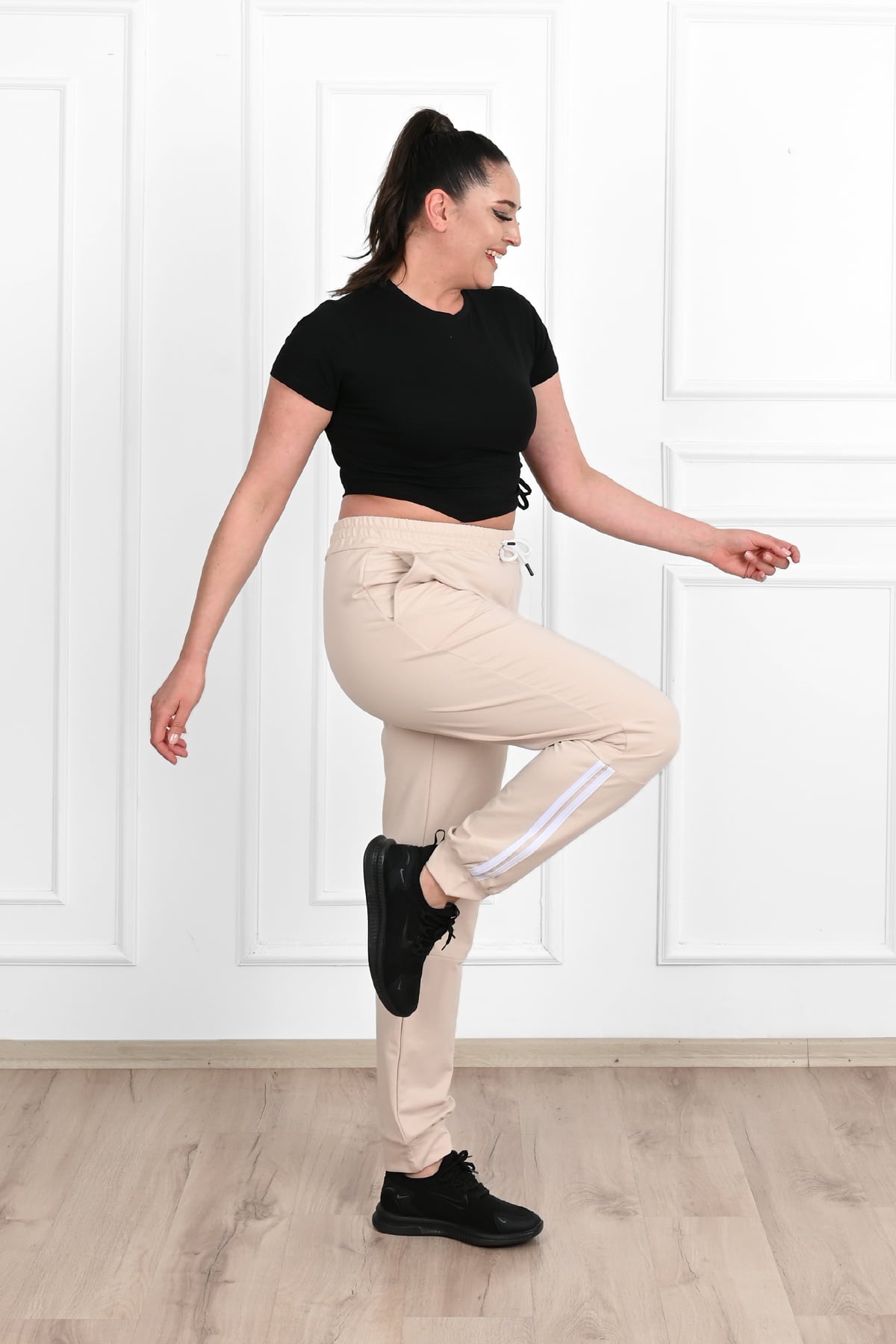Női plus size csíkos melegítőnadrág 9046