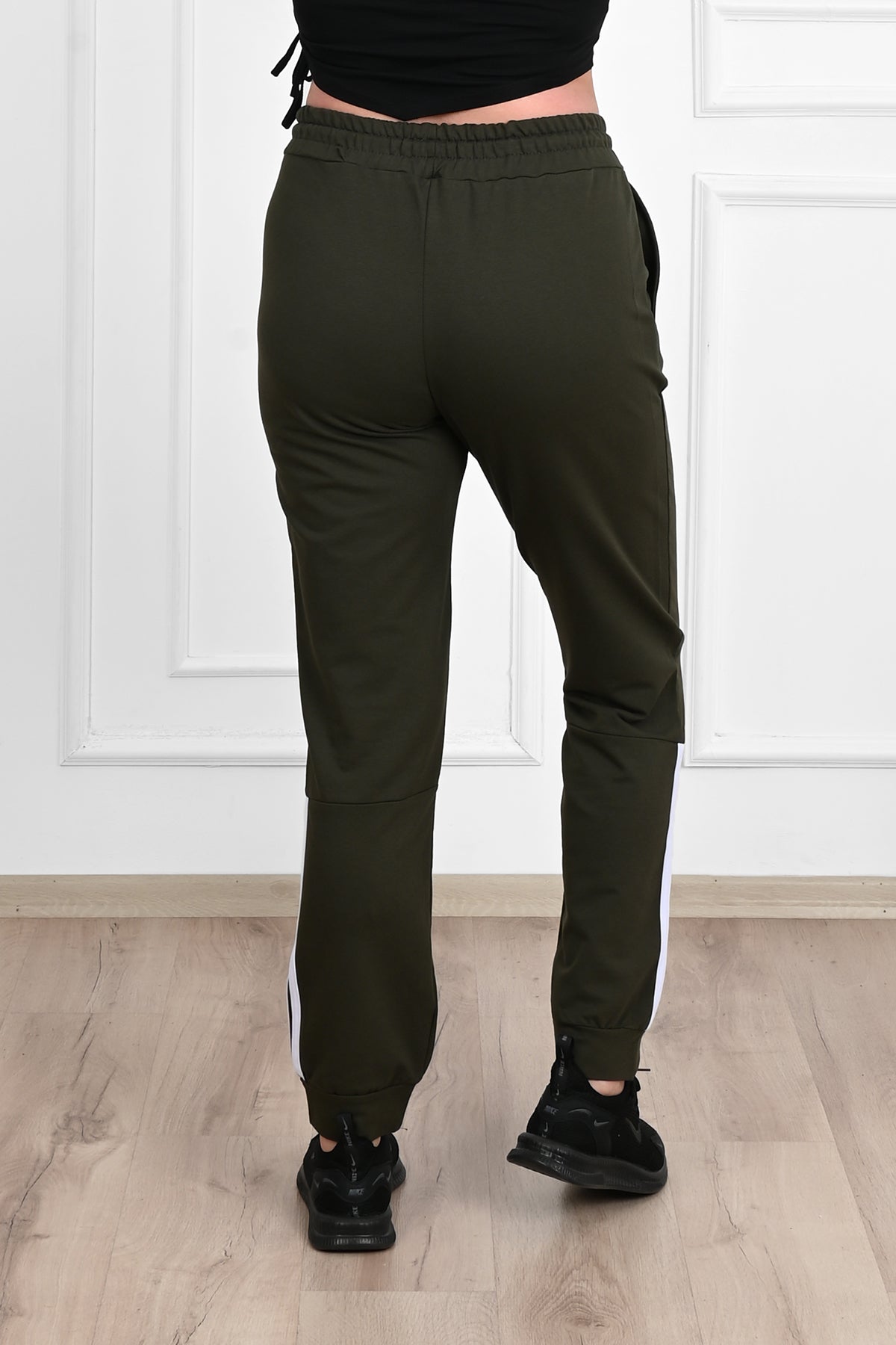 Női plus size csíkos melegítőnadrág 9046