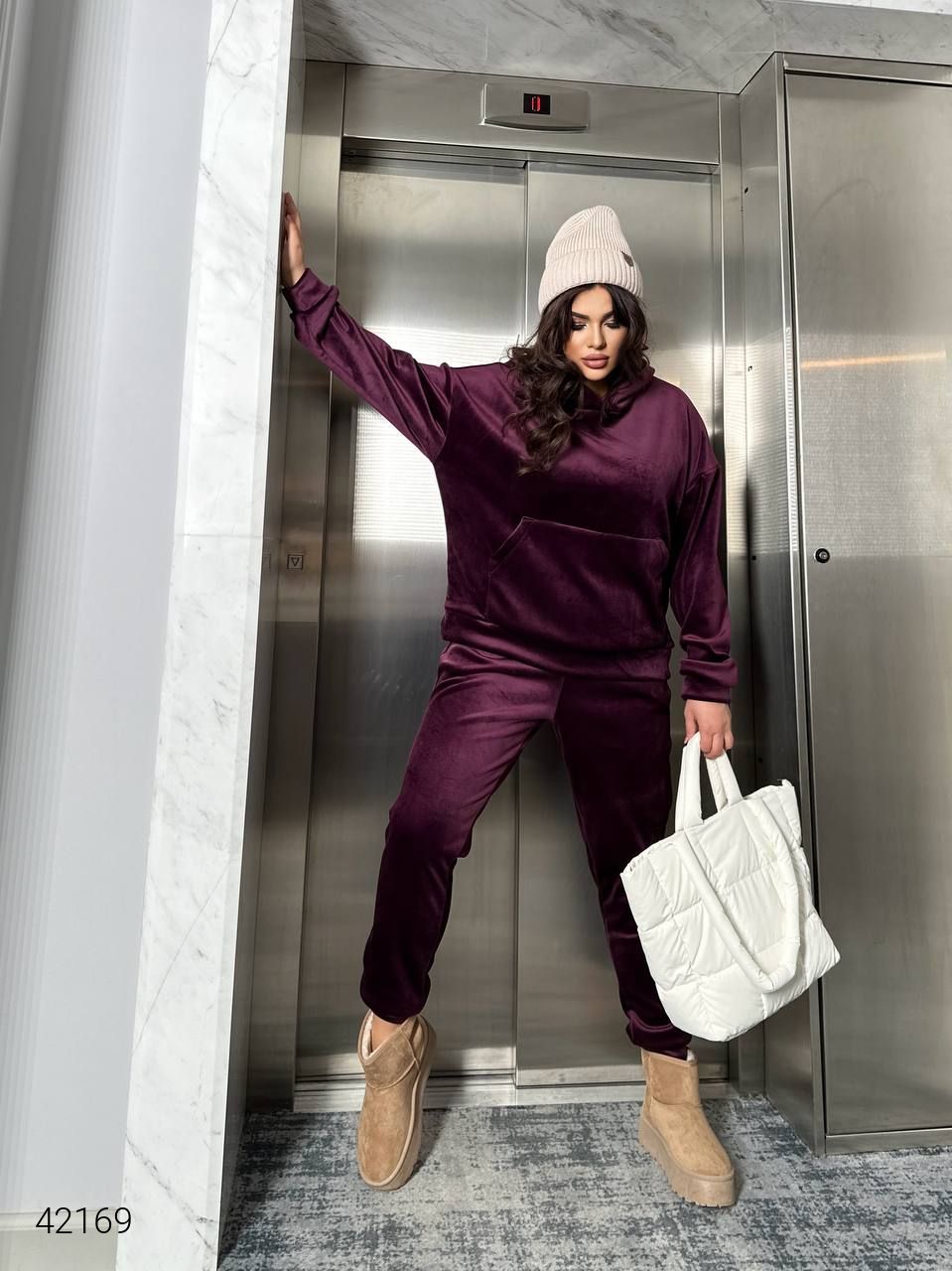Női plus size bársony melegítő 8072