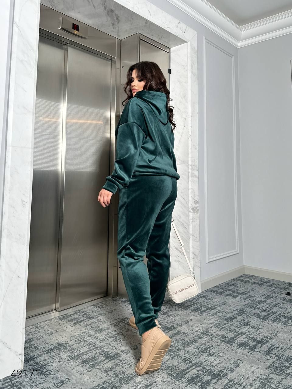 Női plus size bársony melegítő 8072