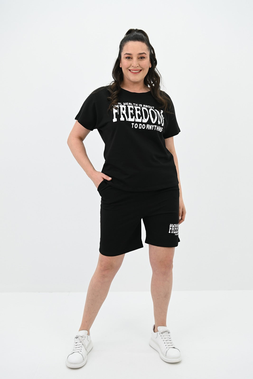 Női plus size melegítő Freedom rövidnadrág 8092