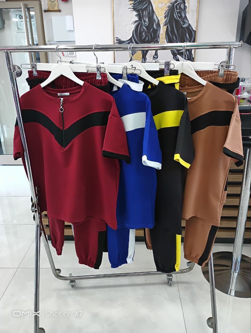 Női plus size melegítő két színben 8109