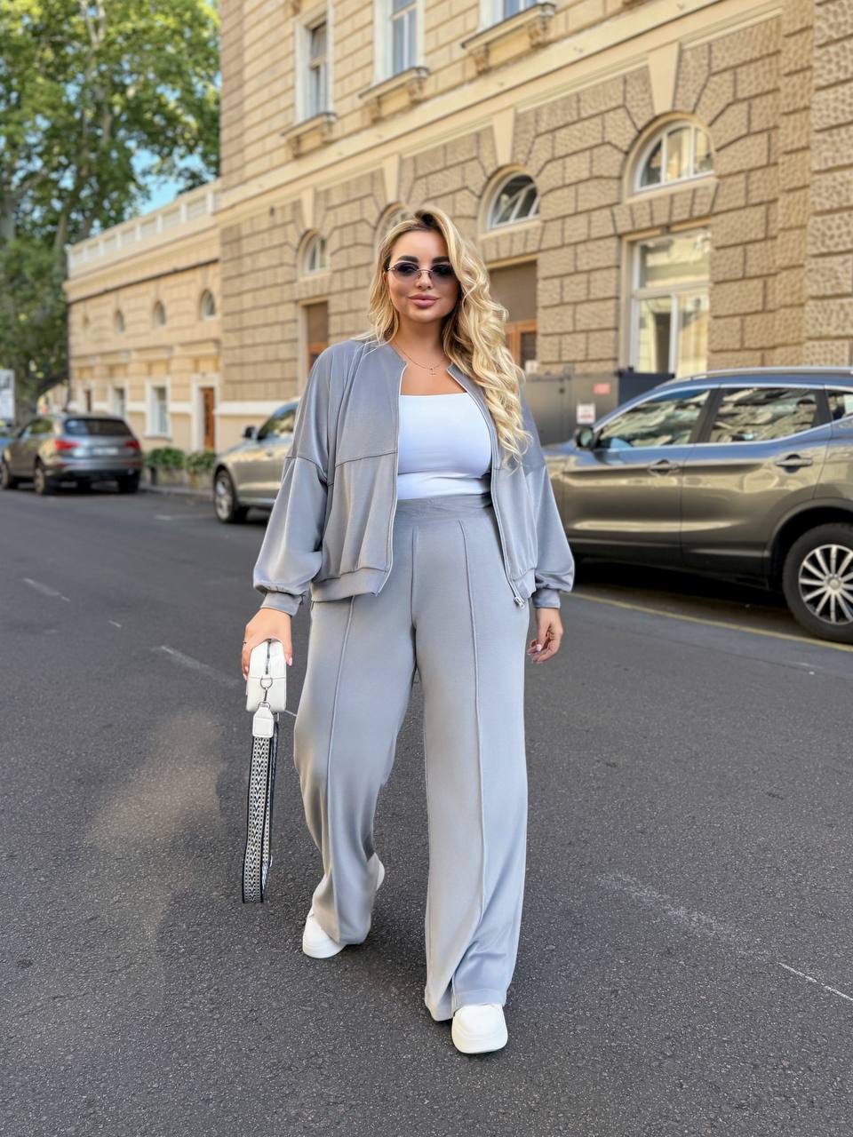 Női plus size bársony melegítő 8072