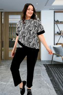 Set pantaloni si bluza cu imprimeu 8110
