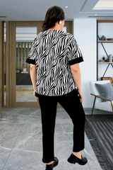 Set pantaloni si bluza cu imprimeu 8110